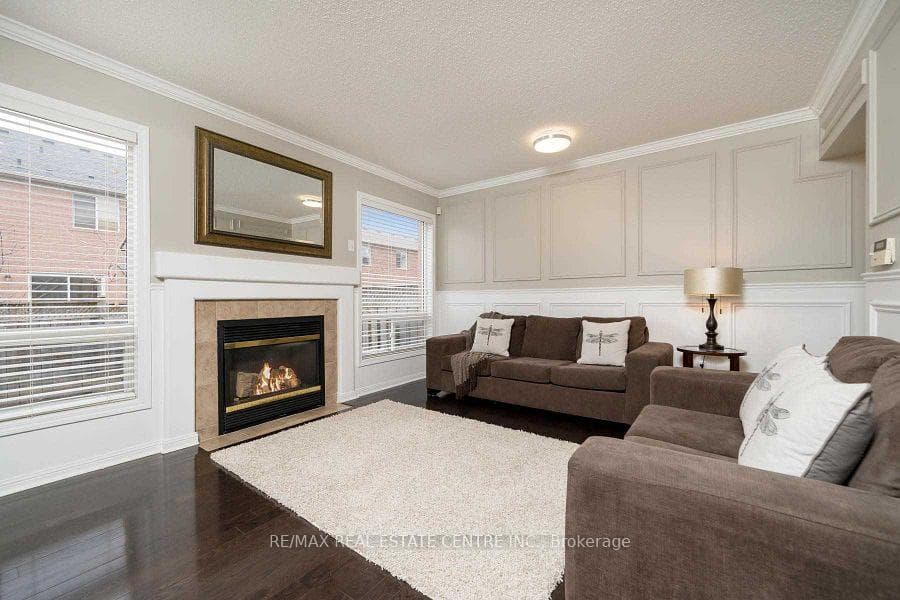 665 Thompson Road photo 5