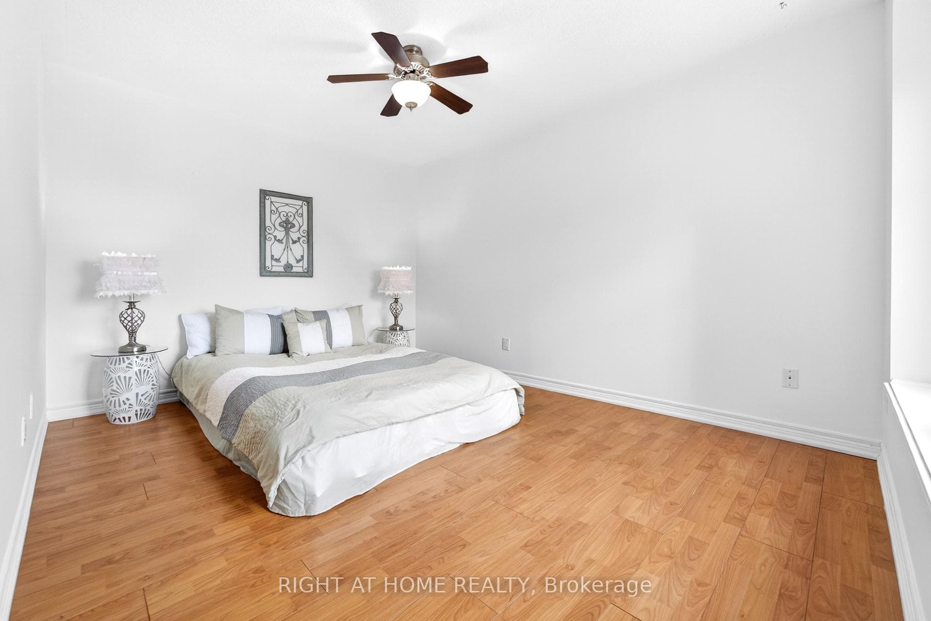 1837 Eglinton Avenue Unit 235 photo 33