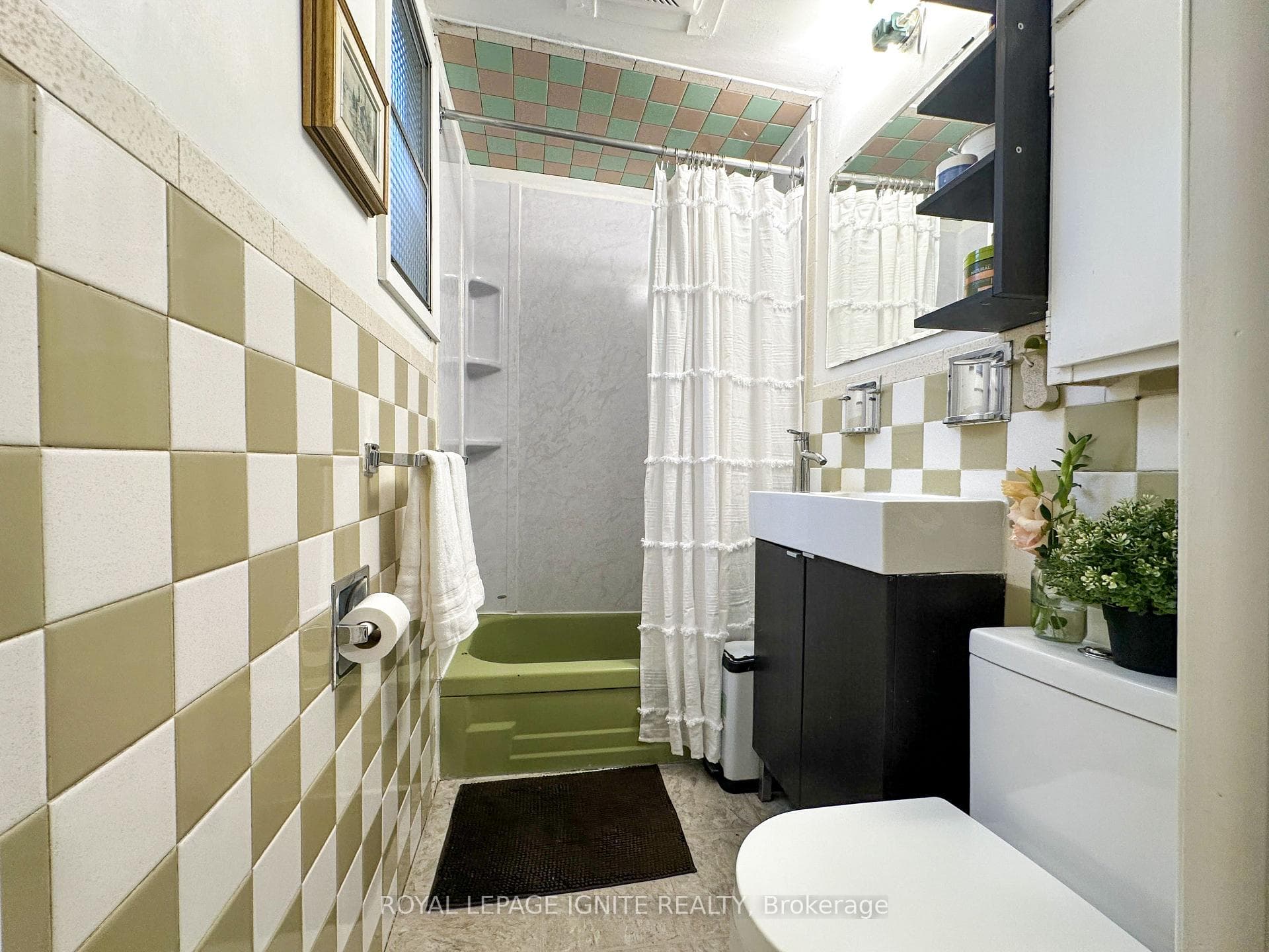 482 Mcroberts Avenue photo 16