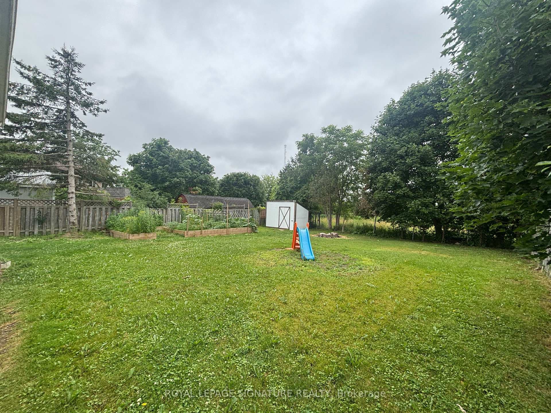23 Marley Crescent photo 34