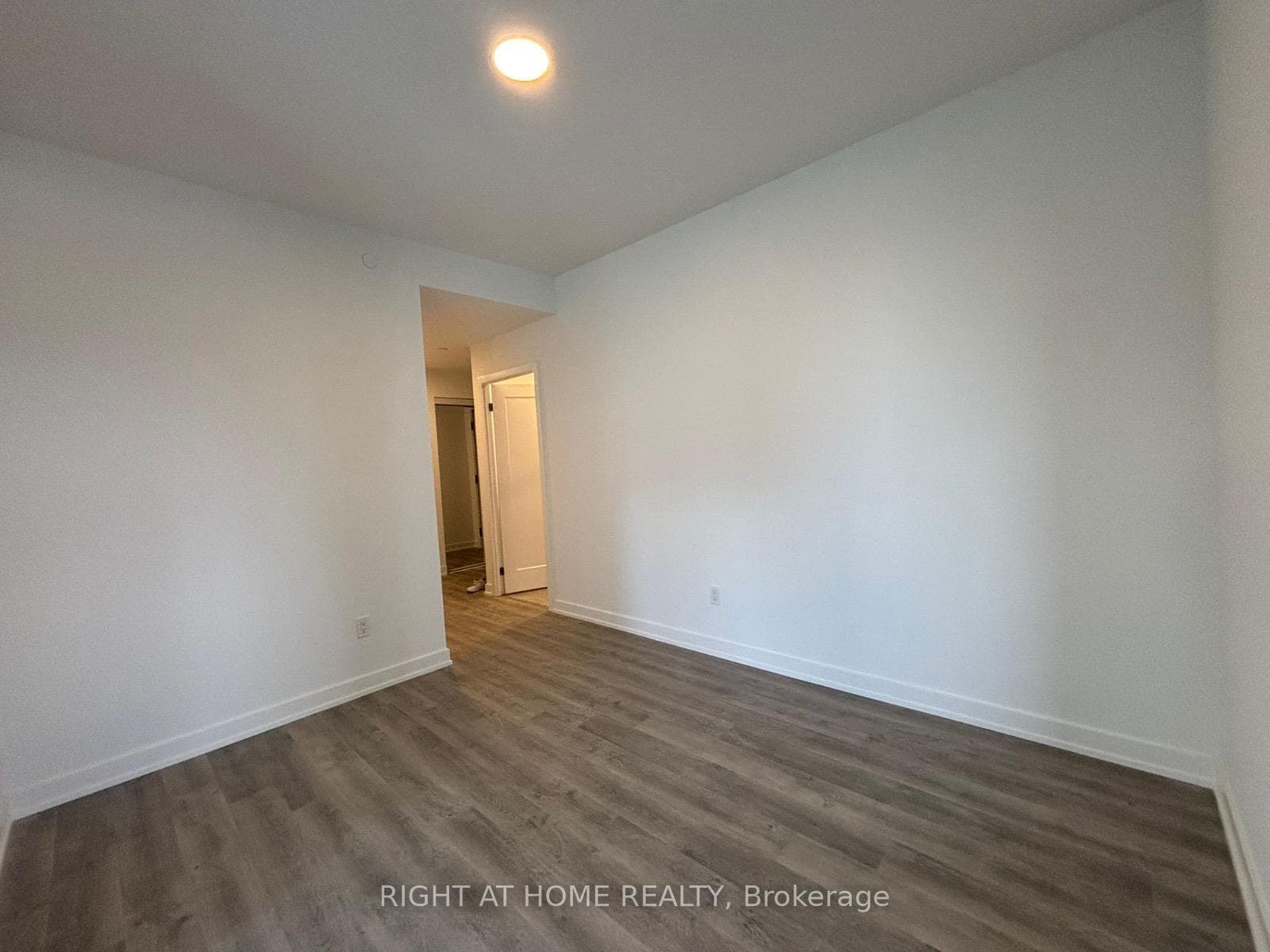 5105 Hurontario Street Unit 2905 photo 17