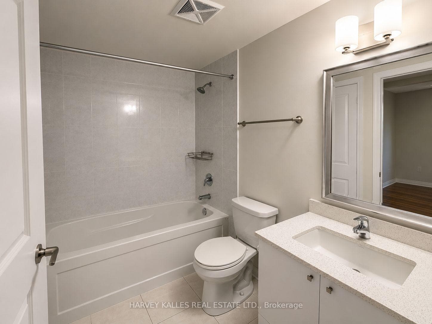 75 Eglinton Avenue Unit 1903 photo 5