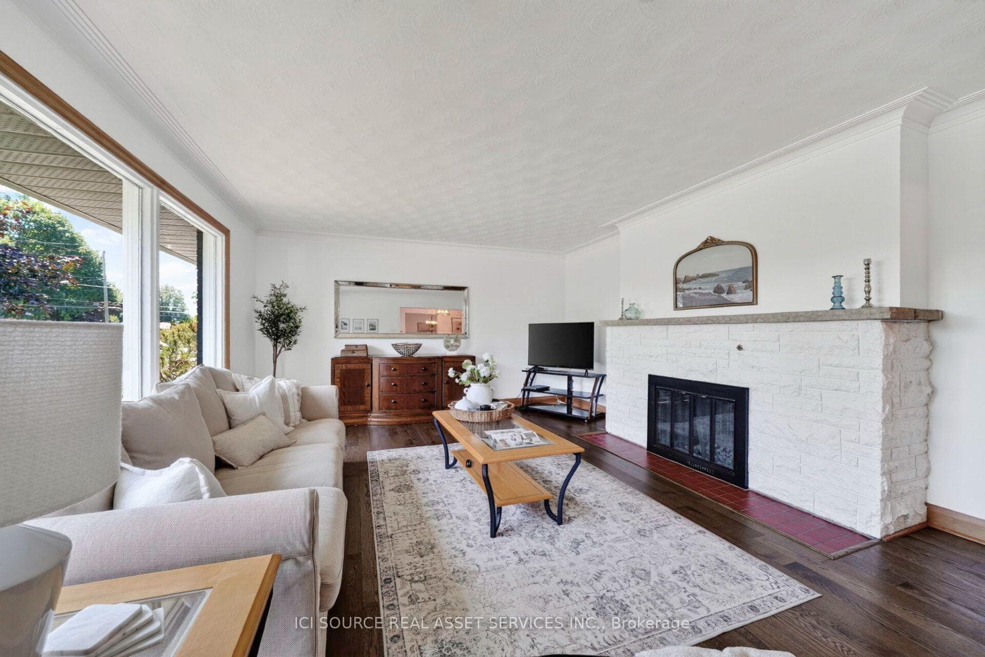 1215 Princess Street photo 8