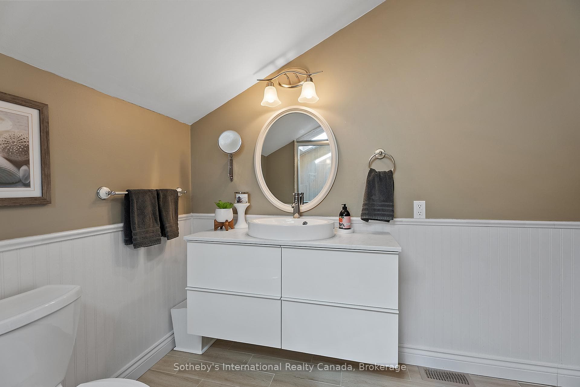 19 Hillcrest Avenue photo 36