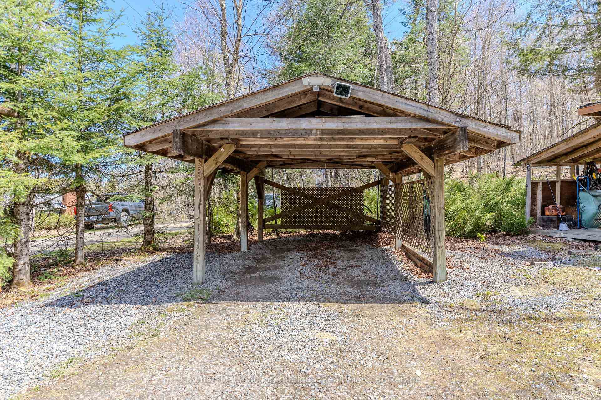 1065 Rainbow Lane photo 45