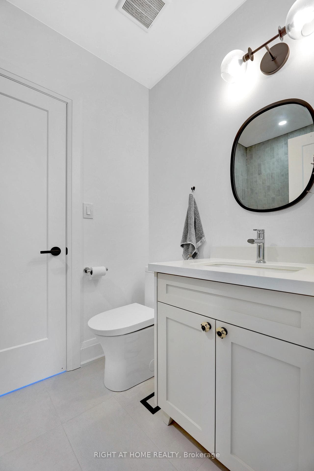 130 Armstrong Avenue photo 27