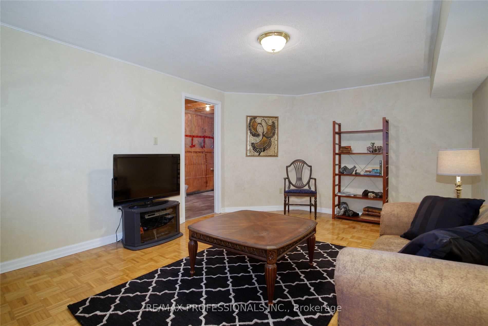 522 Trico Drive photo 27