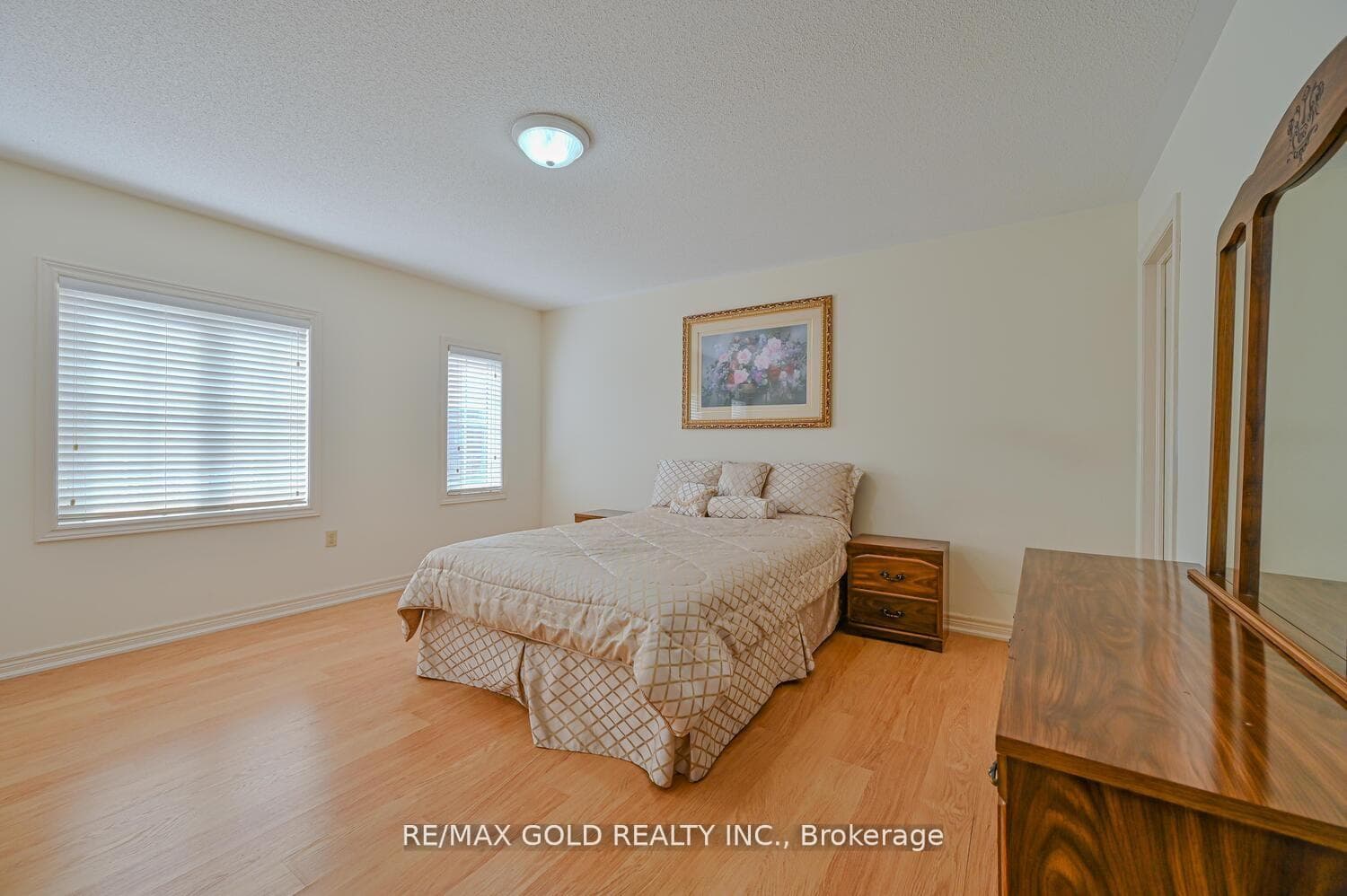 143 Thorndale Road photo 24