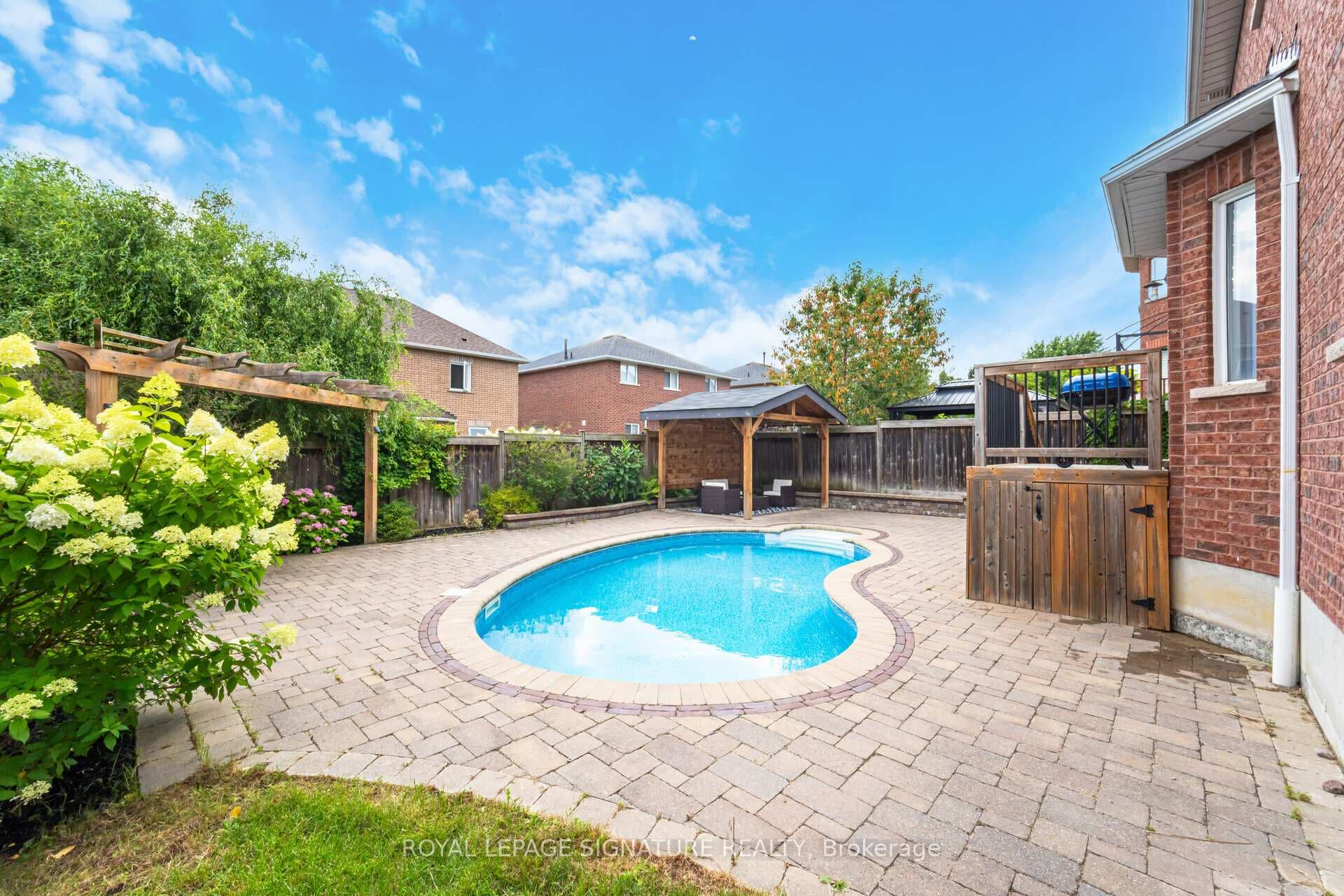 38 Sandringham Drive photo 38