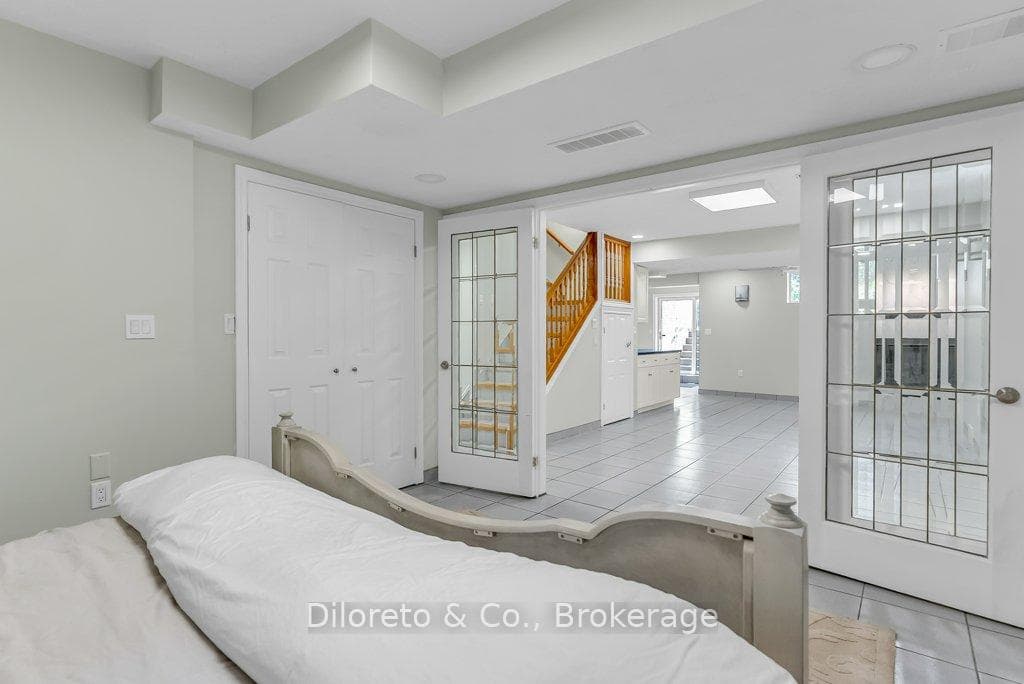28 Foxwood Crescent photo 41