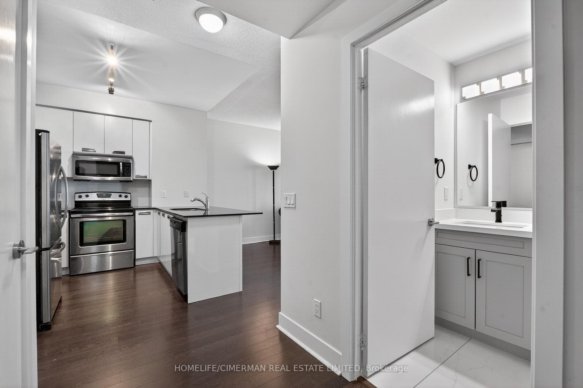 90 Stadium Road Unit 601 photo 15