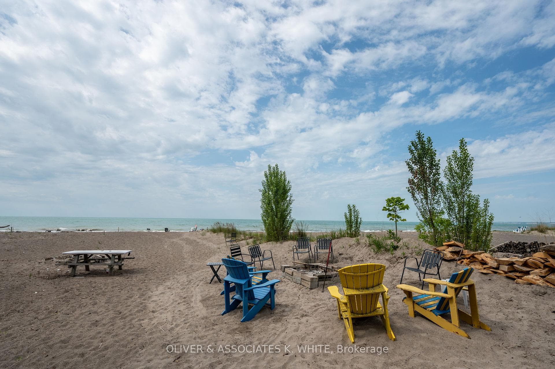 402 Edith Cavell Boulevard photo 33
