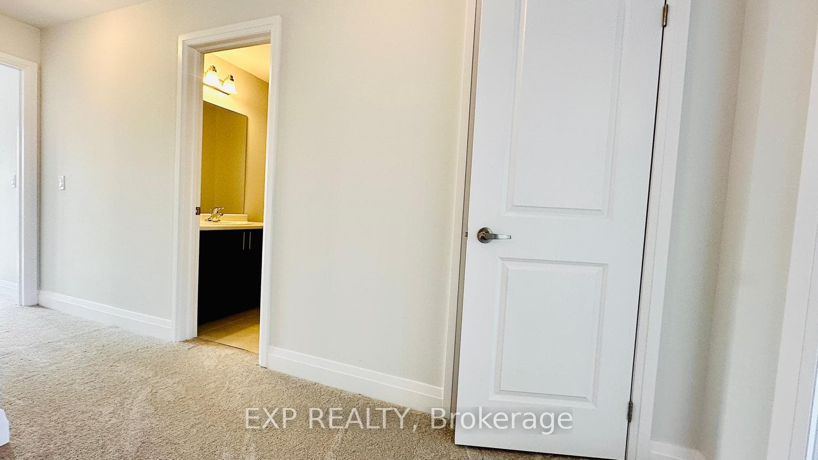 265 Harwood Avenue photo 10
