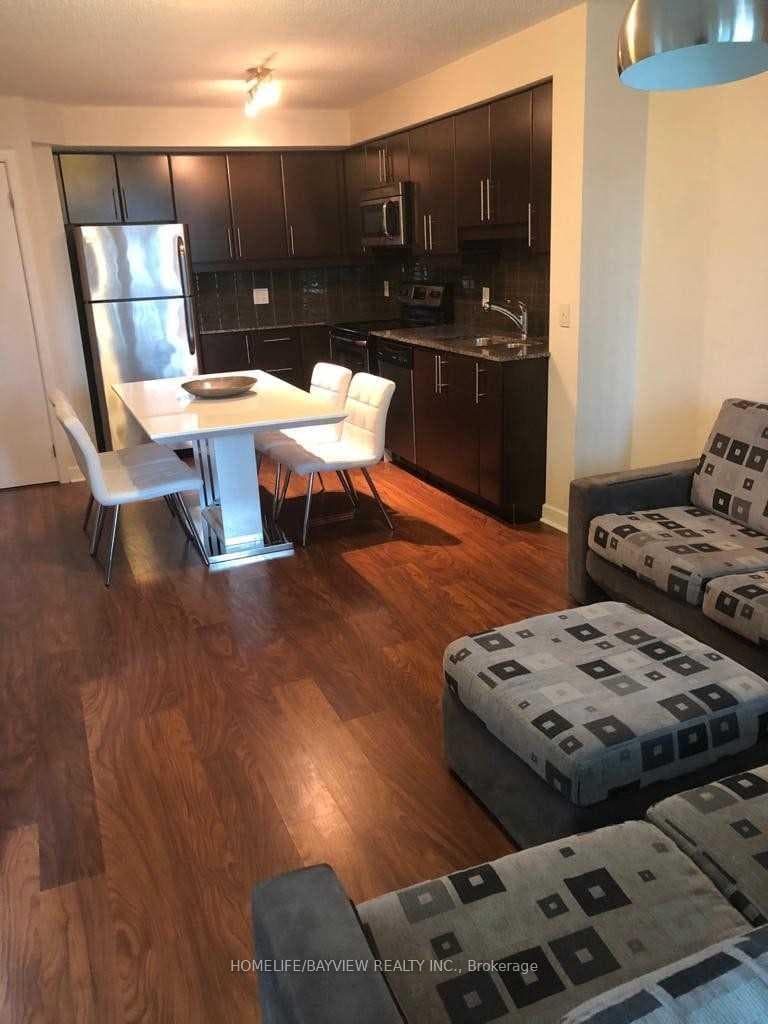 33 Bay Street Unit 607 photo 5