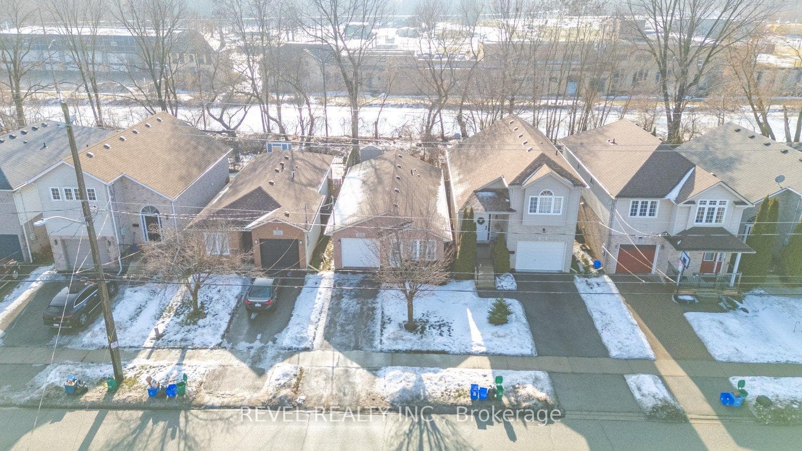 356 Grand River Avenue photo 36