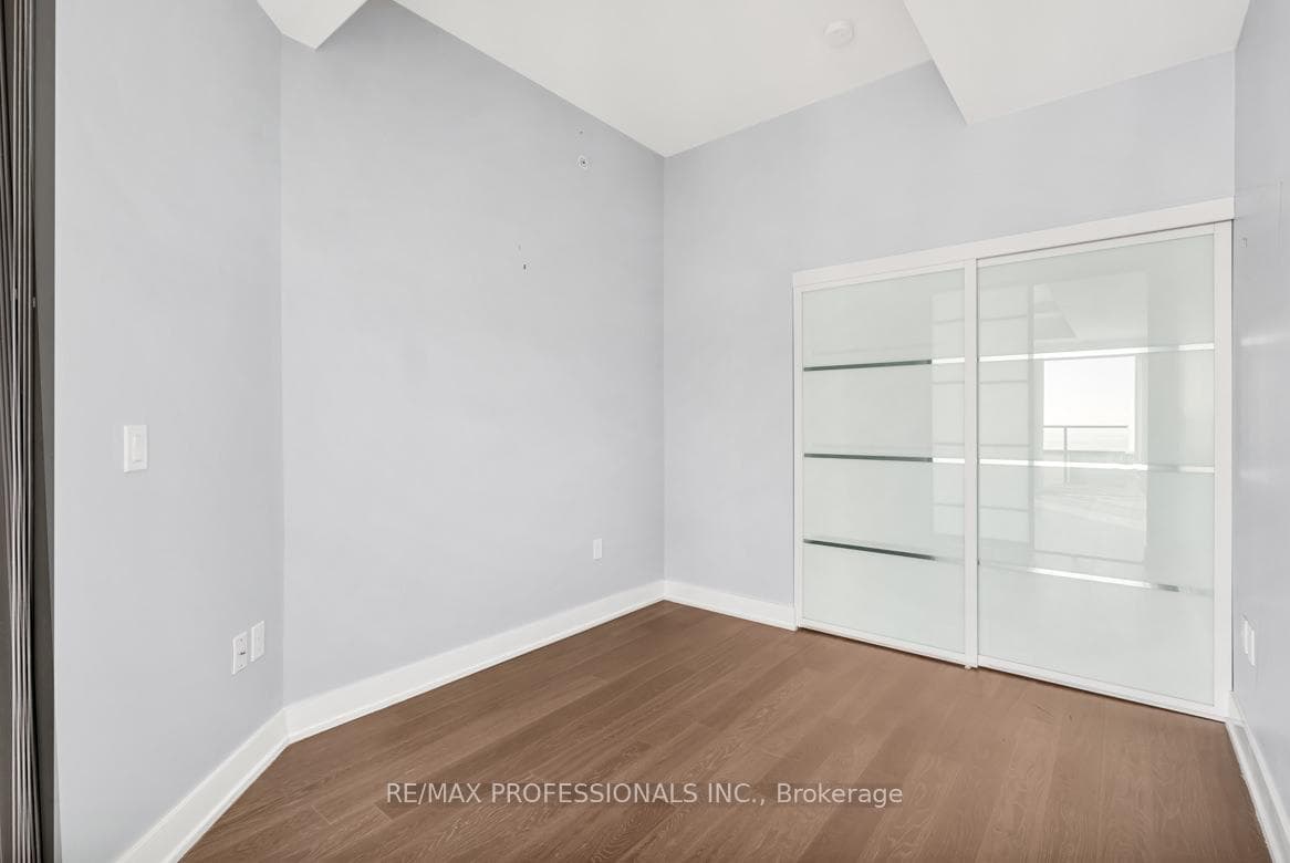 20 Shore Breeze Drive Unit 1109 photo 14