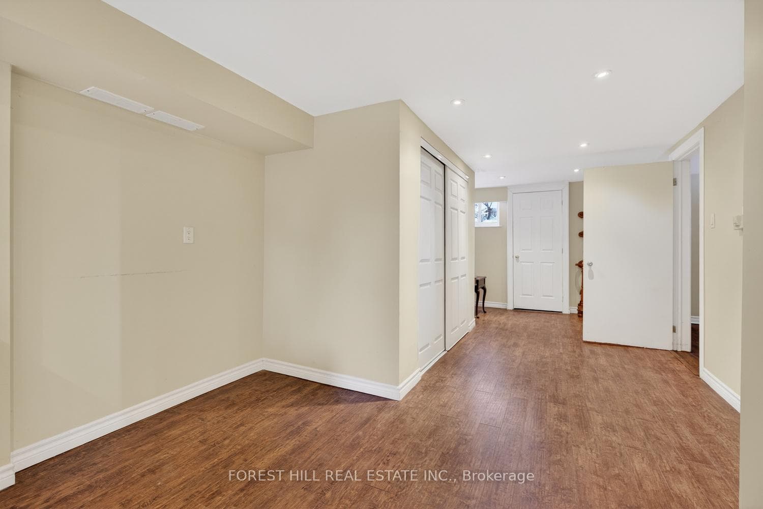 18 Alberta Avenue photo 39