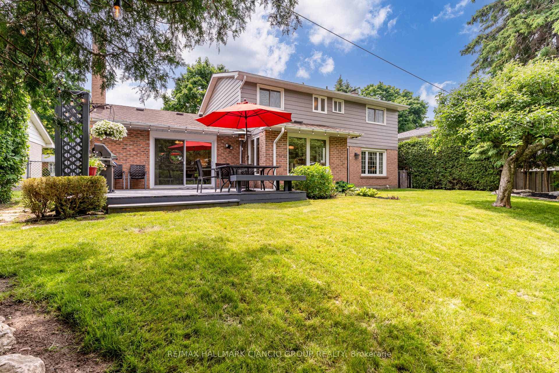 16 Henry Corson Place photo 35