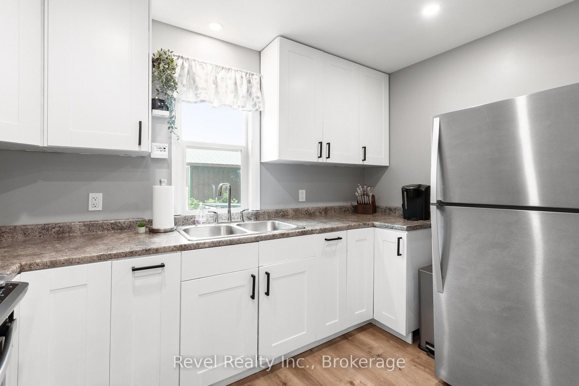 78 Golden Mile Road photo 23
