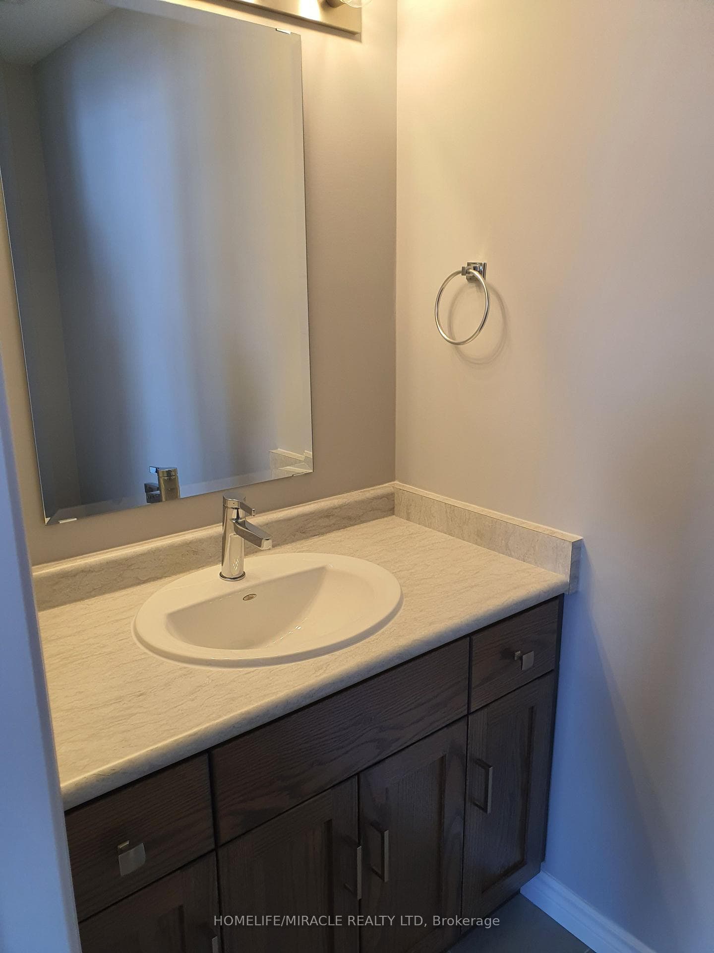 32 Lomond Lane photo 10