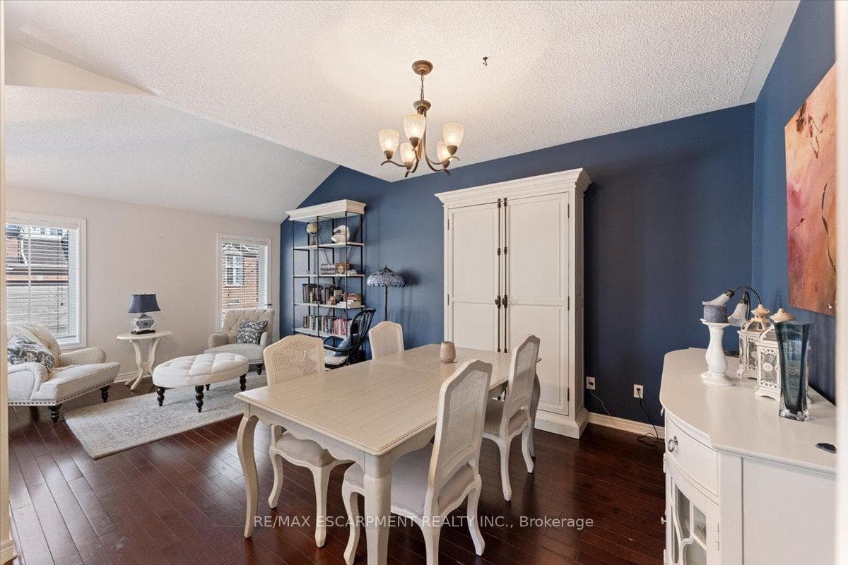 100 Beddoe Drive Unit 6 photo 5