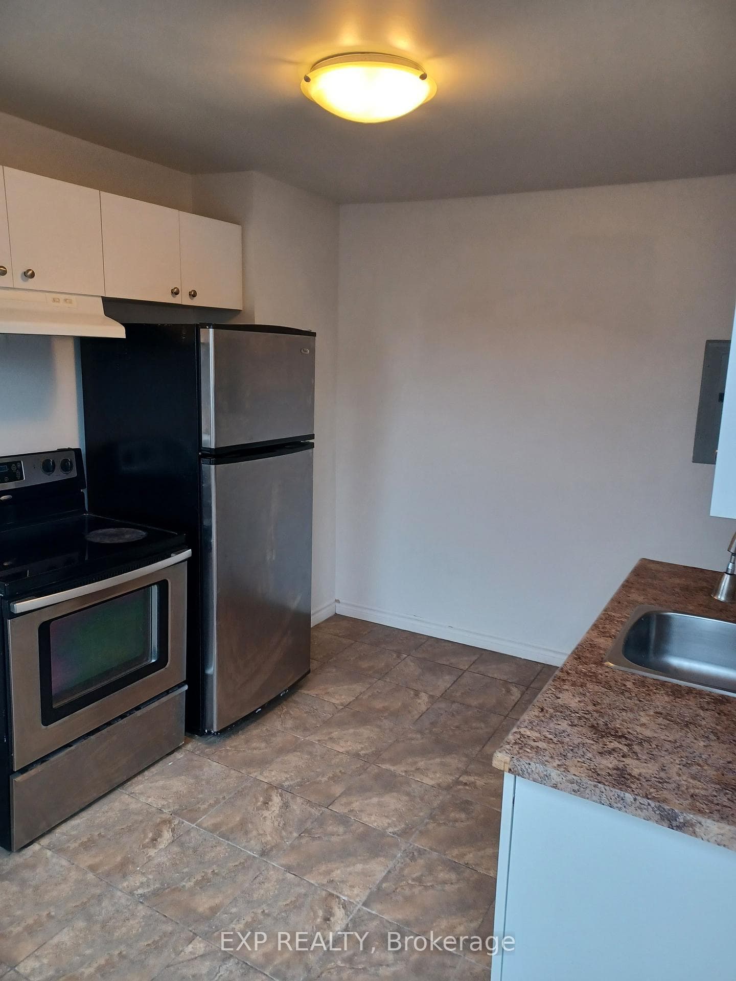 65 Kinrade Avenue photo 7