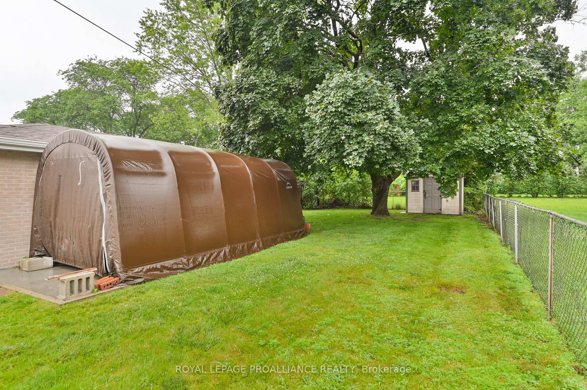 84 Crestview Avenue photo 36