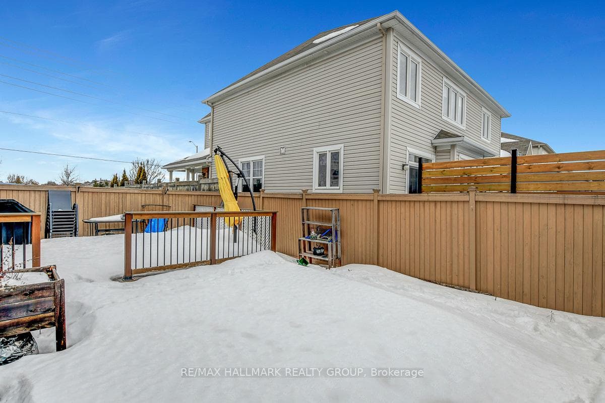 2402 Regatta Avenue photo 43