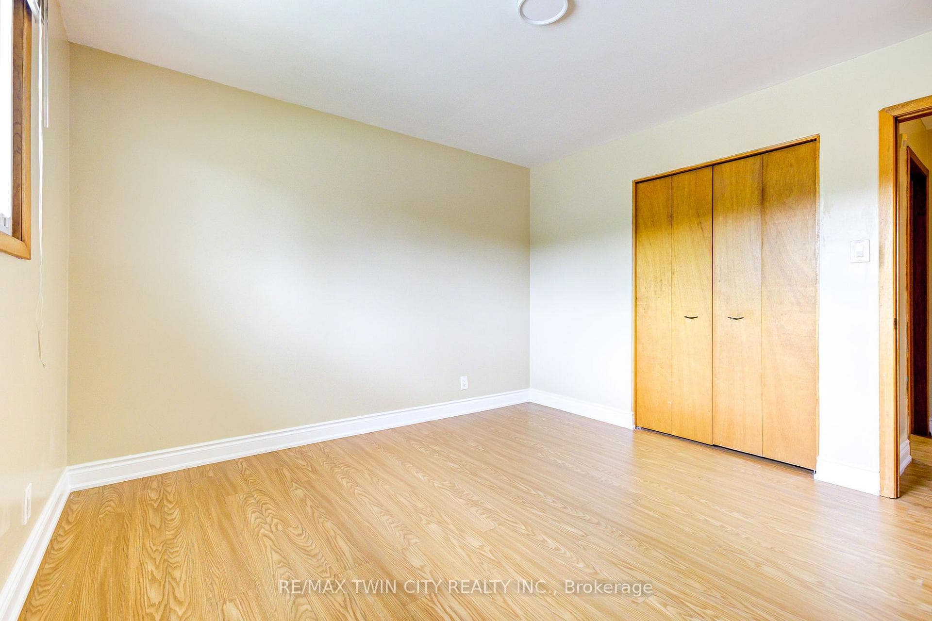 613 Glen Forrest Boulevard photo 20
