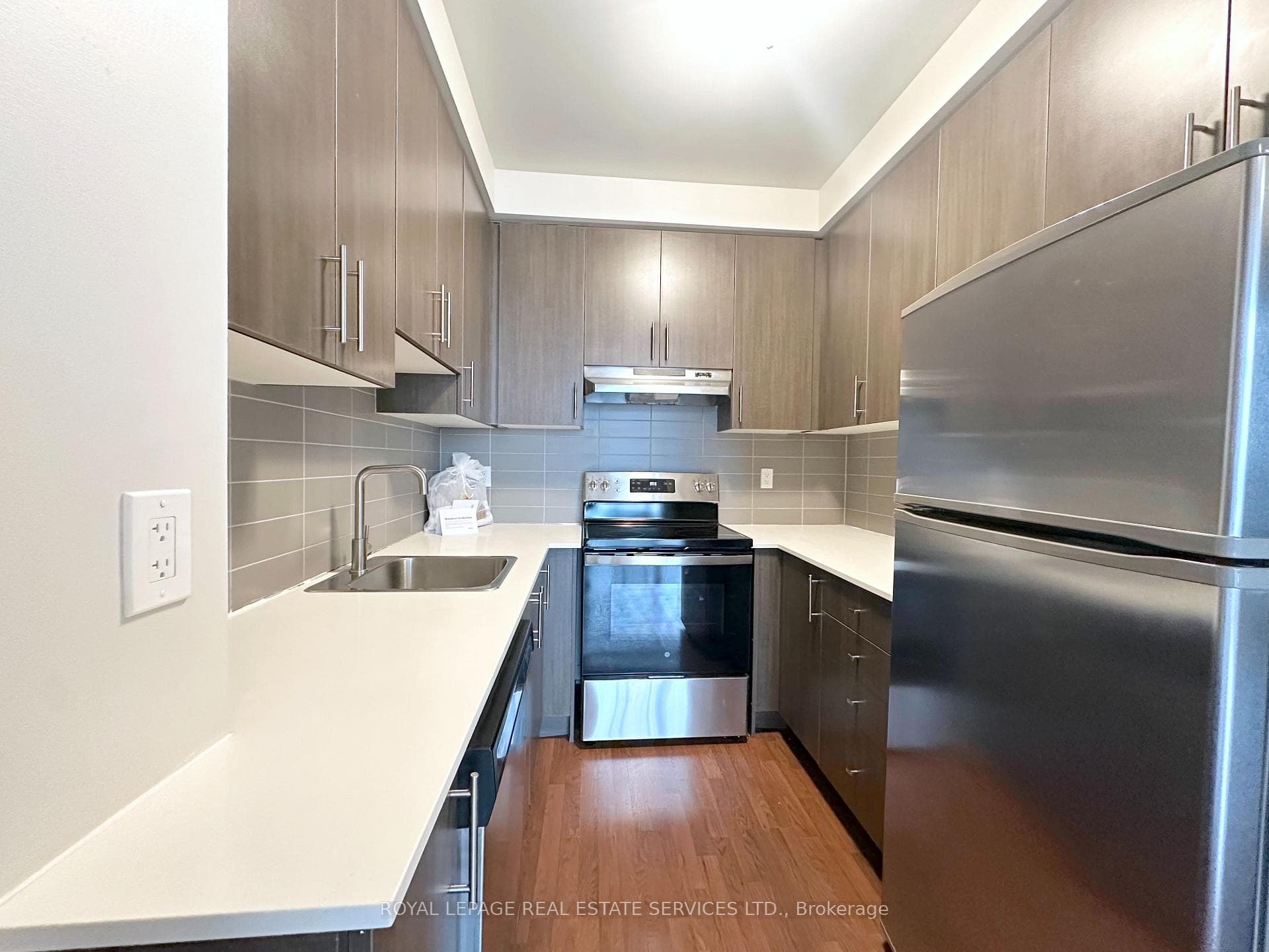 188 Clark Boulevard Unit 2512 photo 4