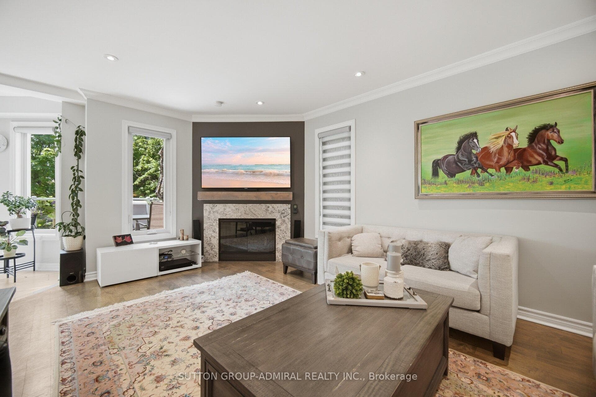 70 Topham Crescent photo 23