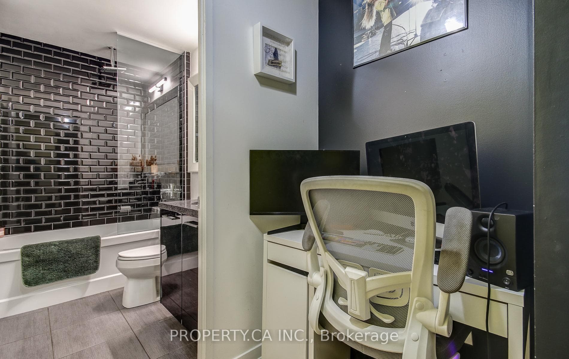 88 Park Lawn Road Unit 2607 photo 5