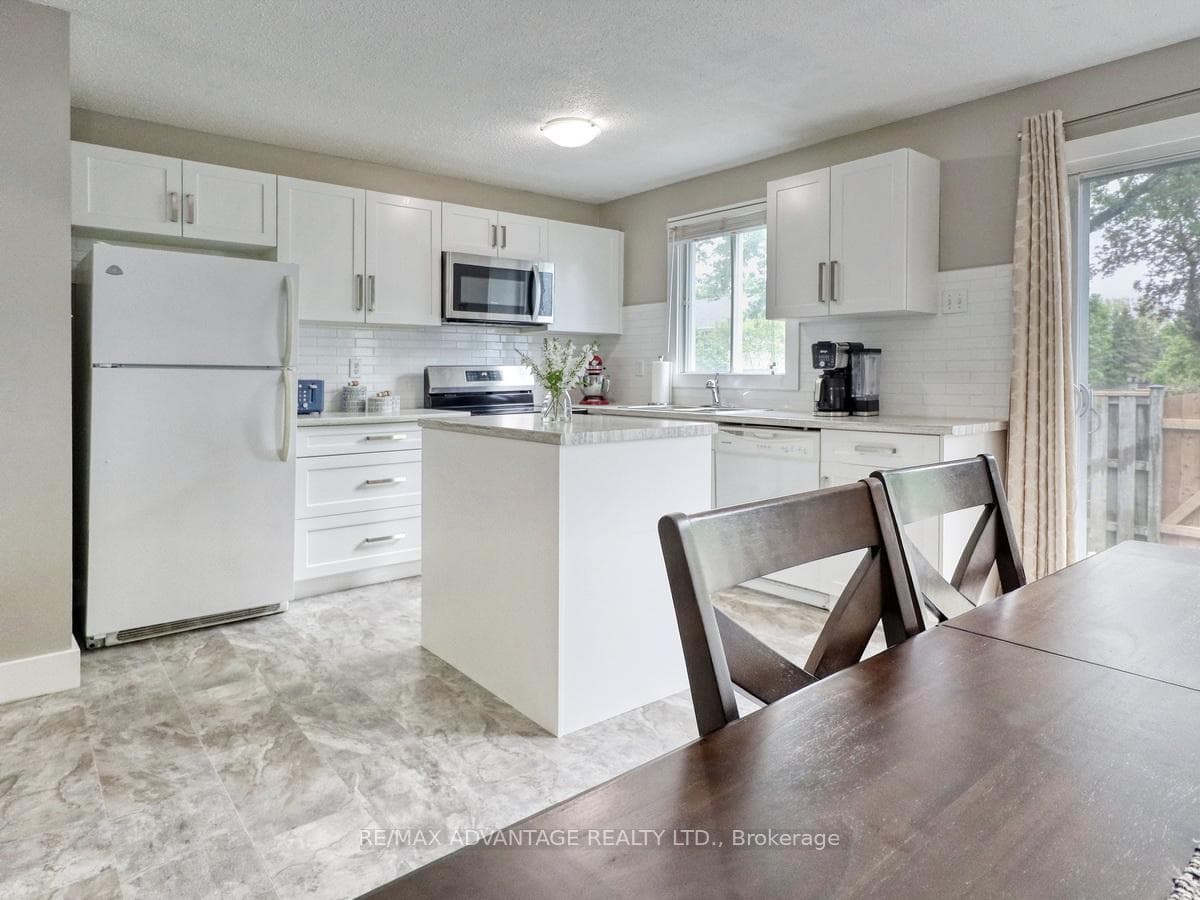 132 Monmore Road photo 12