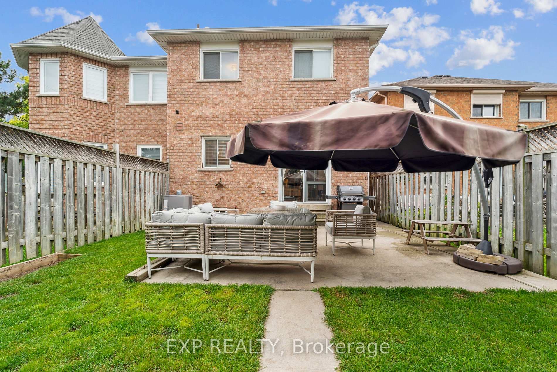 24 Carriage House Road photo 31