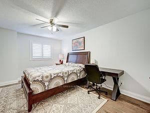 1056 Charminster Crescent photo 29