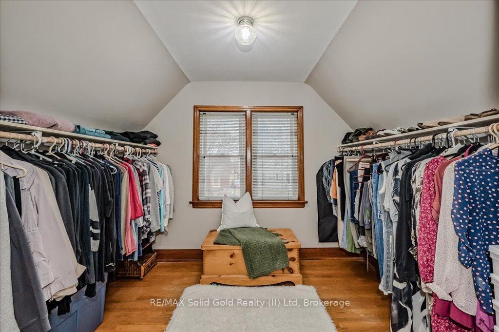 167 Lucan Avenue photo 26