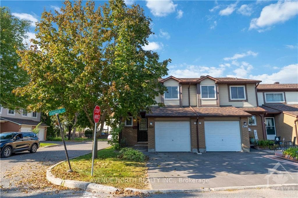 453 CANOTIA Place photo 2