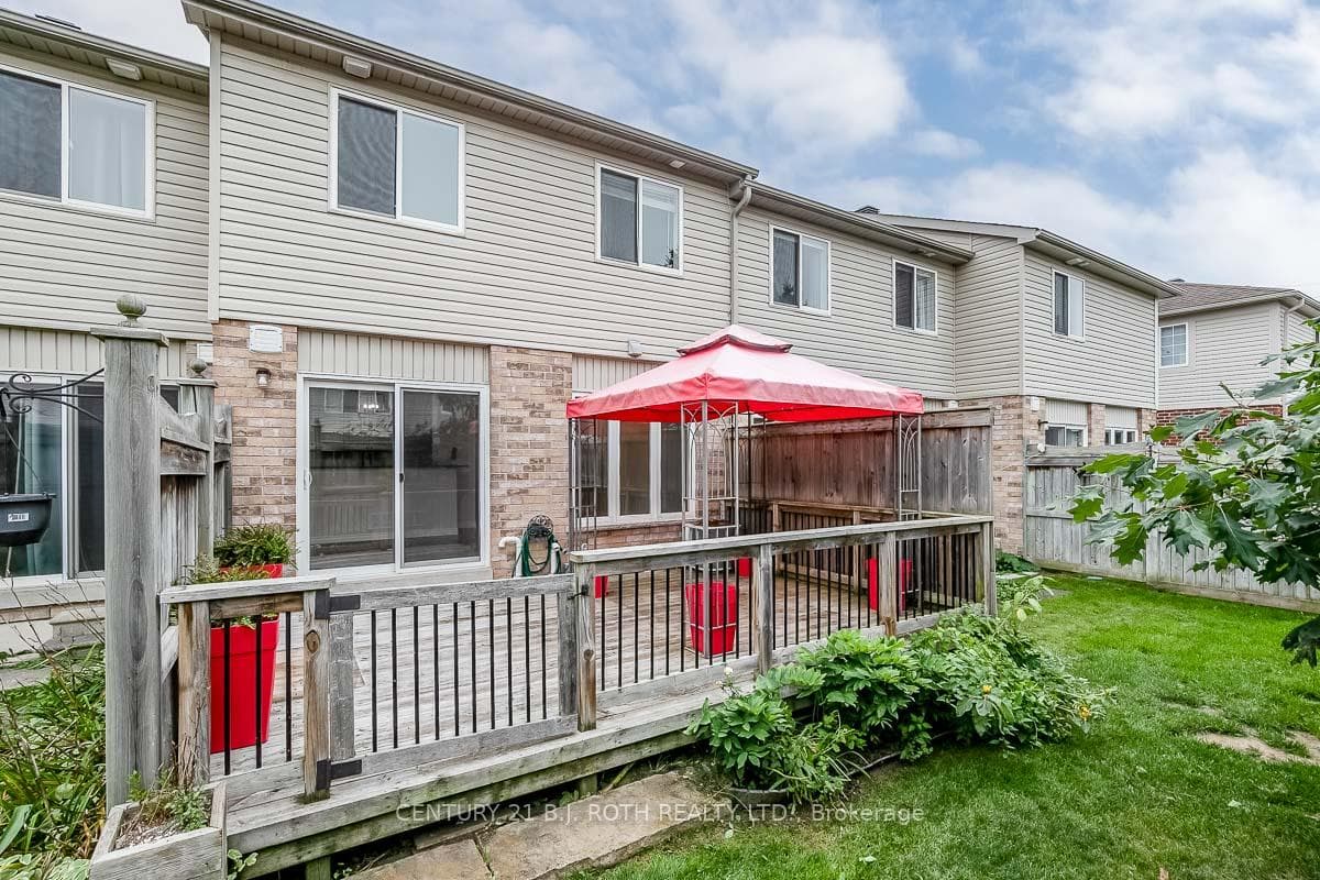 430 Mapleview Drive Unit 18 photo 39