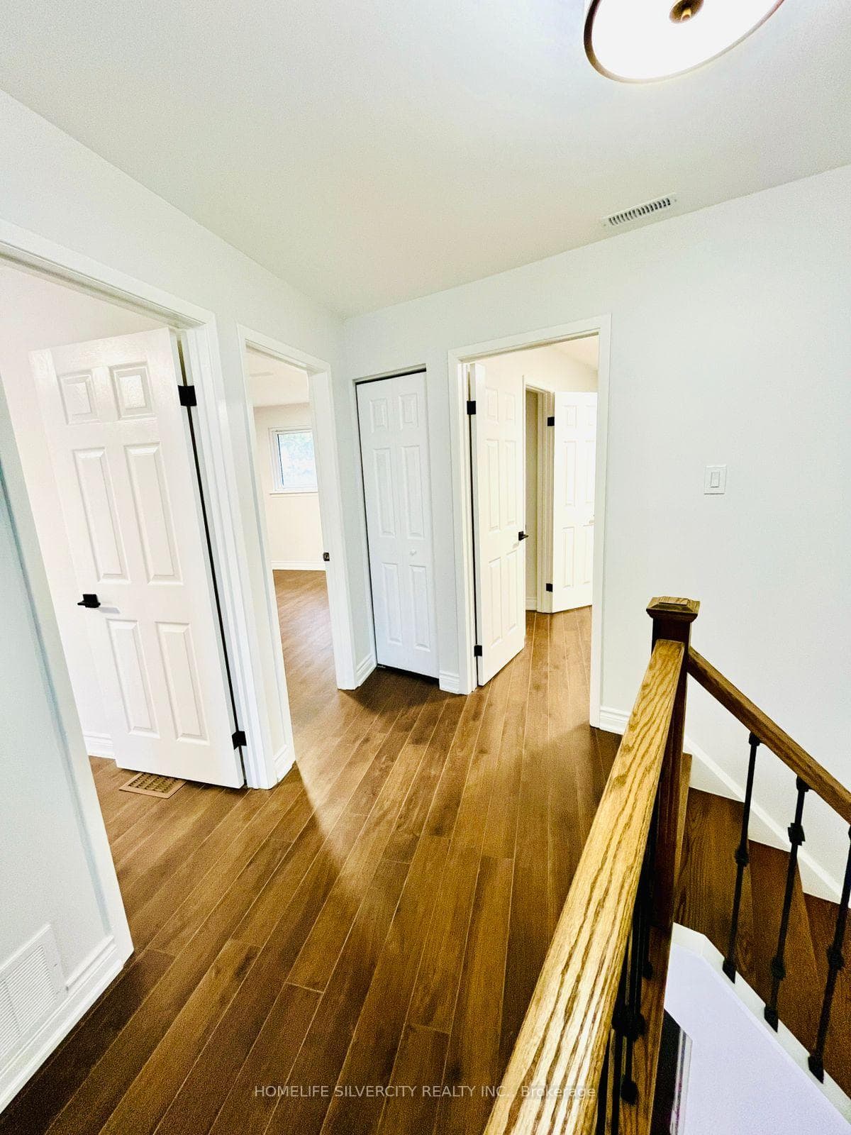 26 Niles Way photo 9