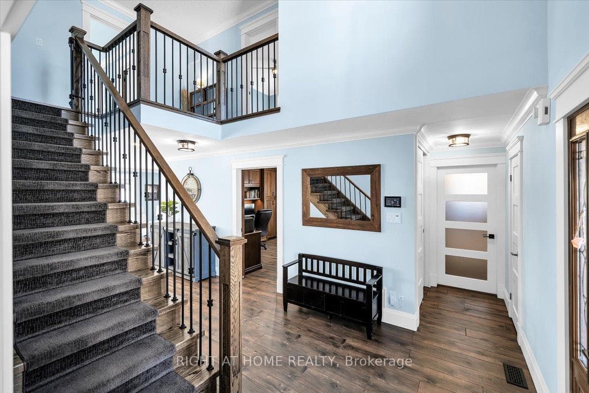 33 Willcocks Crescent photo 27