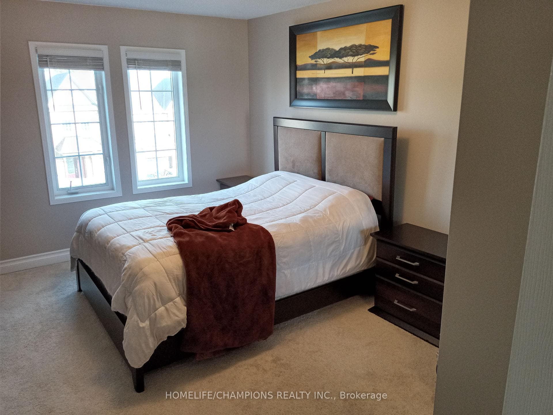 147 Stokely Crescent photo 12
