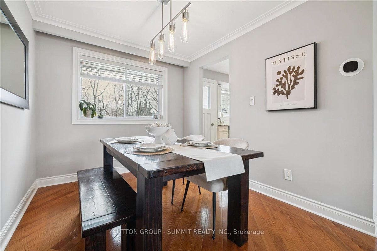 319 Erindale Drive photo 12
