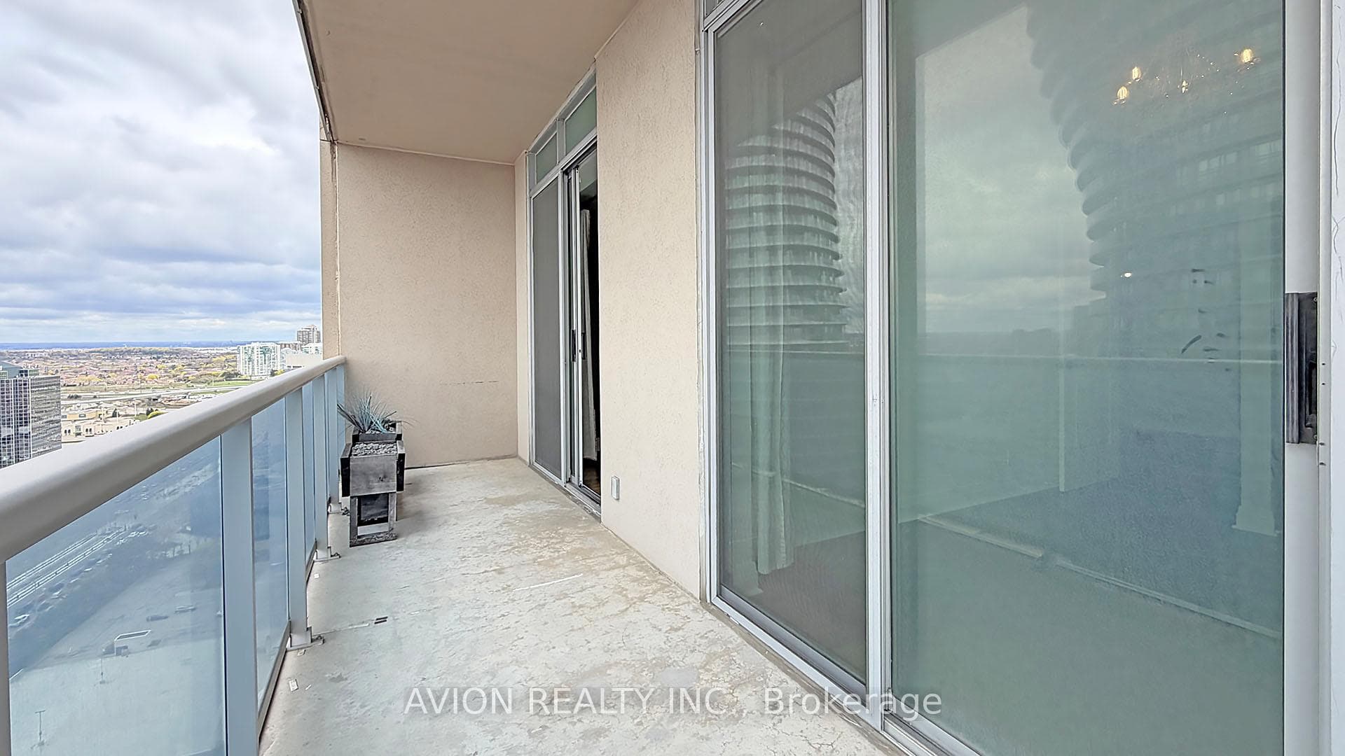 70 Absolute Avenue Unit 2905 photo 26