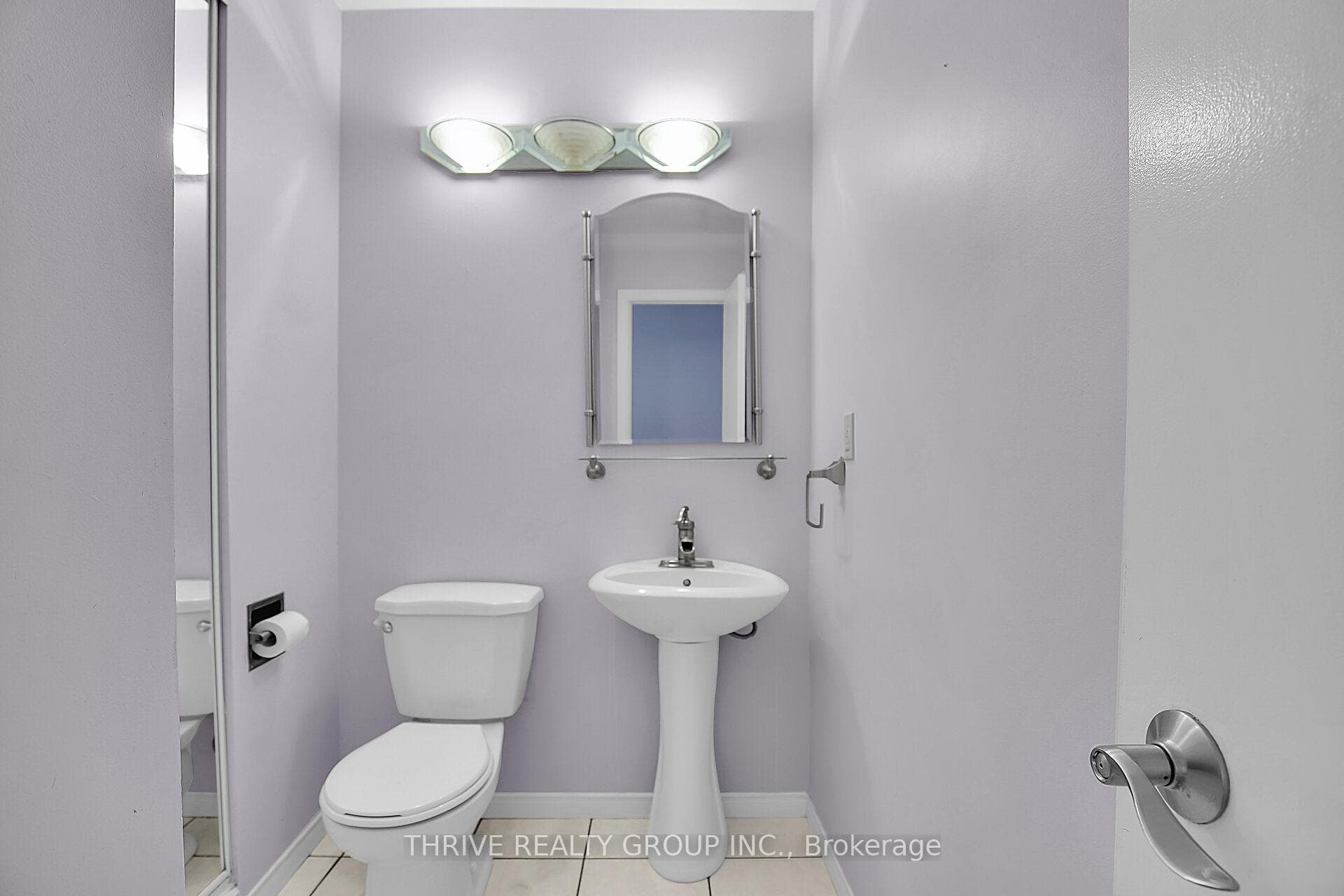 663 Woodcrest Boulevard photo 15