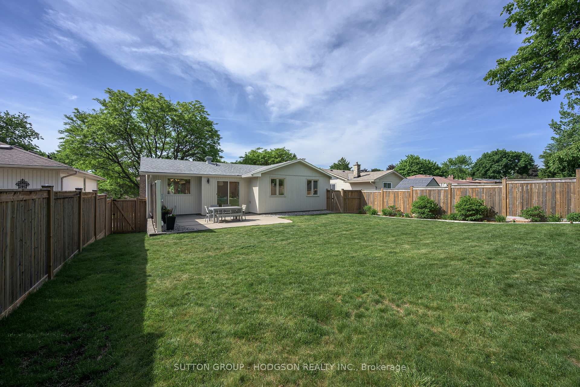993 Woodhaven Road photo 39
