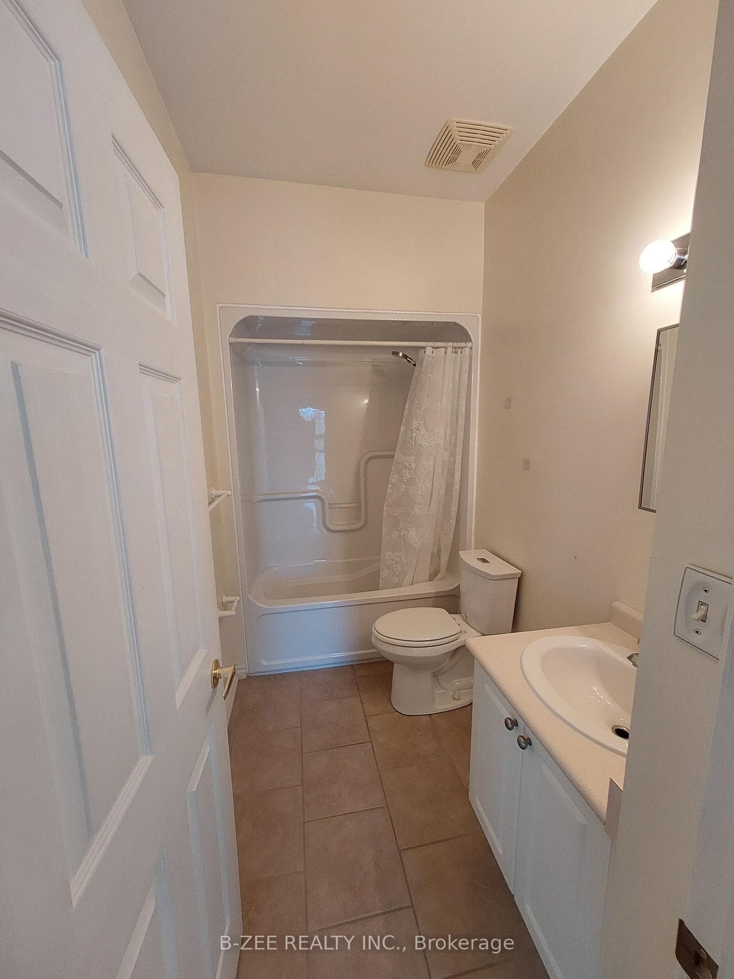 111 Main Street Unit 208 photo 5