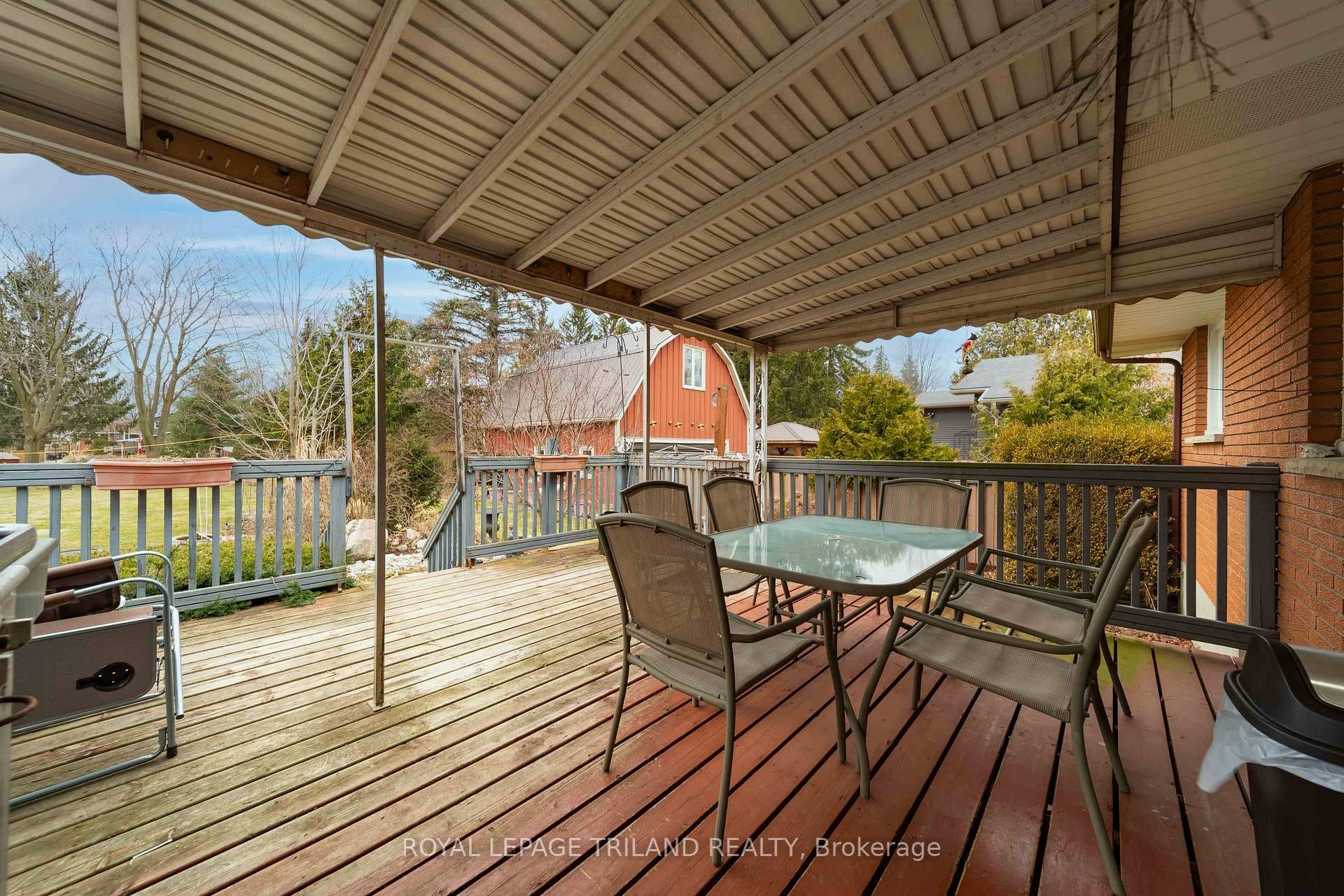 308 John Street photo 37