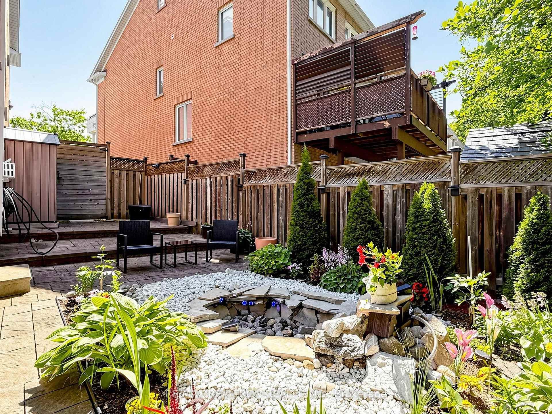 68 Dallimore Circle photo 43