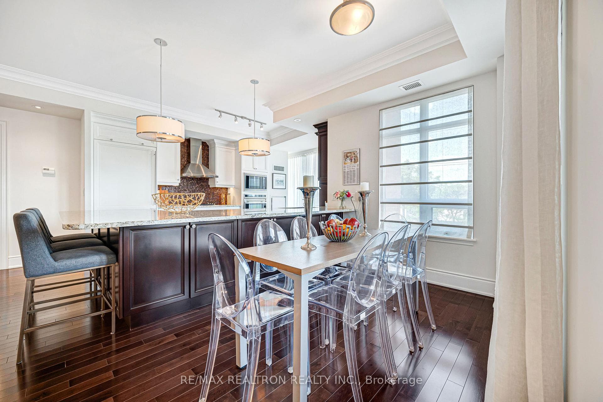 1717 Avenue Road Unit 314 photo 21