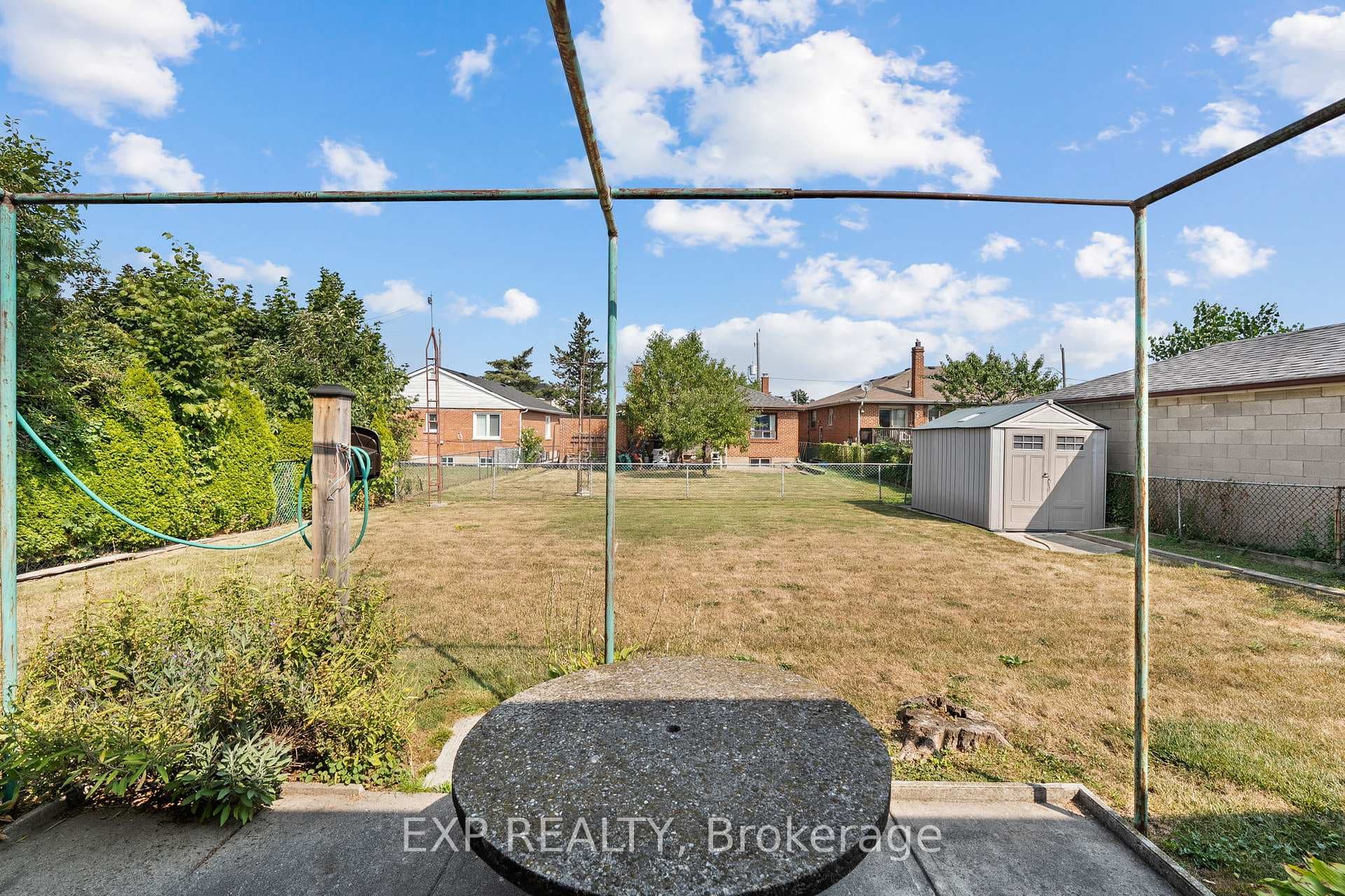 84 Tavistock Road photo 38